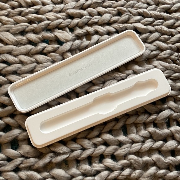 💜 Apple Watch Sport Case - Picture 4 of 4